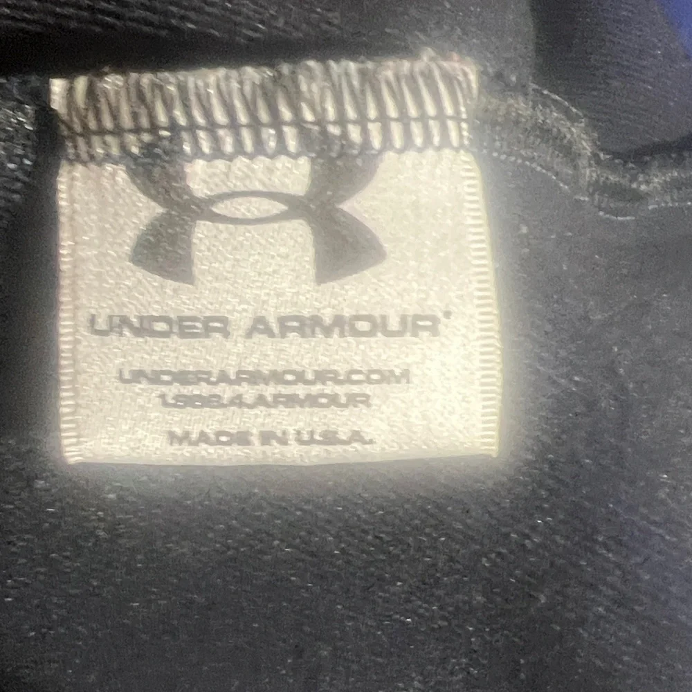Under Armour Men's Compression Top XXL  Stretch outdoors workout gym hiking